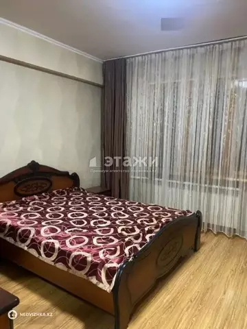 4-комнатная квартира, этаж 5 из 6, 93 м²