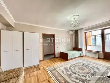 1-комнатная квартира, этаж 4 из 7, 50 м²