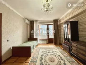 1-комнатная квартира, этаж 4 из 7, 50 м²