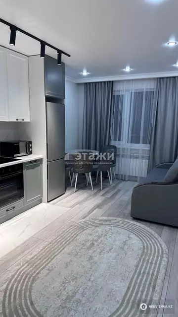 2-комнатная квартира, этаж 3 из 10, 47 м², на длительный срок