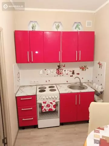 1-комнатная квартира, этаж 1 из 6, 32 м²