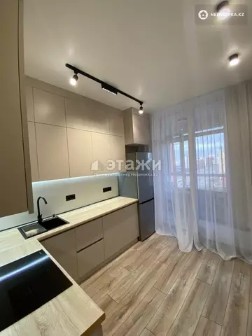 1-комнатная квартира, этаж 10 из 21, 40 м²