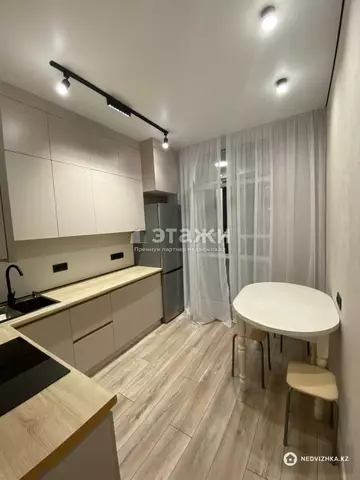1-комнатная квартира, этаж 10 из 21, 40 м²