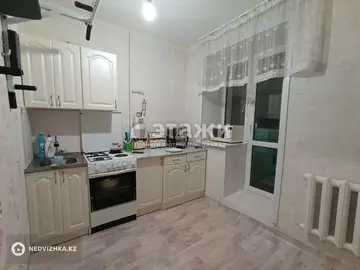 1-комнатная квартира, этаж 3 из 5, 36 м²