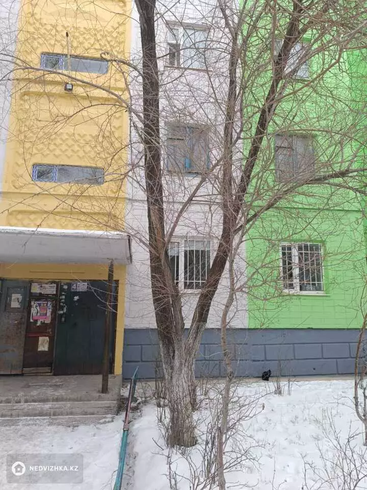 68.8 м², 3-комнатная квартира, этаж 2 из 5, 69 м², изображение - 1