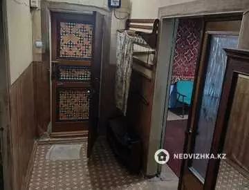 3-комнатная квартира, этаж 2 из 5, 69 м²
