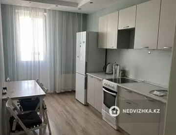 35 м², 1-комнатная квартира, этаж 3 из 5, 35 м², на длительный срок, изображение - 0