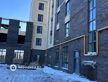 3-комнатная квартира, этаж 4 из 5, 96 м²