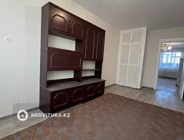 2-комнатная квартира, этаж 3 из 5, 45 м²