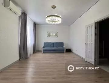 4-комнатная квартира, этаж 5 из 5, 130 м²