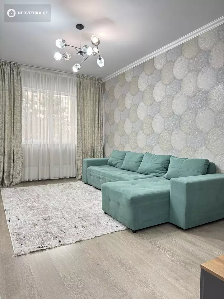 40 м², 1-комнатная квартира, этаж 1 из 12, 40 м², посуточно, изображение - 1