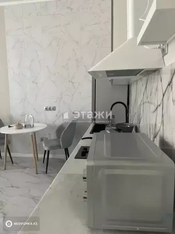 62 м², 2-комнатная квартира, этаж 1 из 3, 62 м², изображение - 1