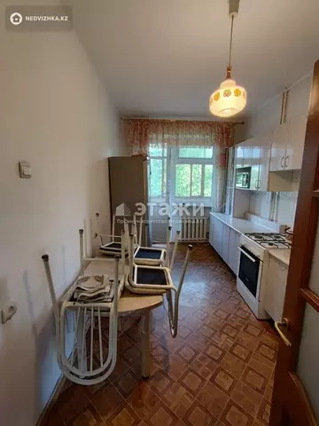 65 м², 3-комнатная квартира, этаж 4 из 5, 65 м², изображение - 2