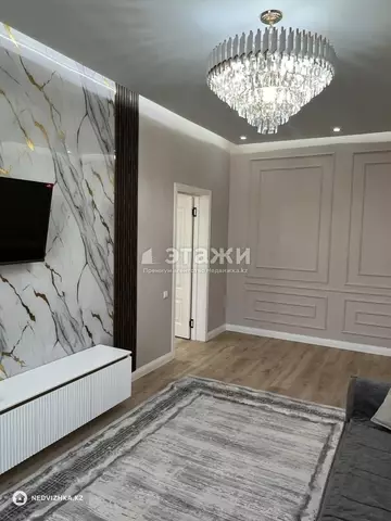2-комнатная квартира, этаж 16 из 16, 65 м², на длительный срок