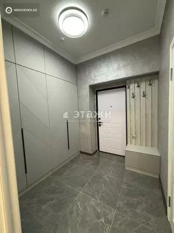 2-комнатная квартира, этаж 5 из 20, 45 м², на длительный срок