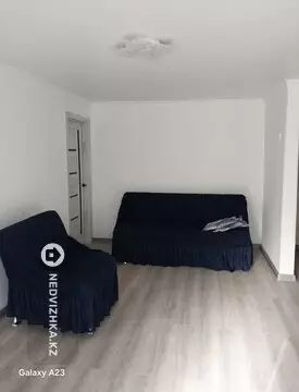 3-комнатная квартира, этаж 3 из 5, 53 м², на длительный срок