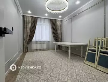 4-комнатная квартира, этаж 1 из 5, 116 м²