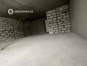 1-комнатная квартира, этаж 2 из 10, 49 м²