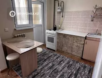 1-комнатная квартира, этаж 2 из 9, 35 м², На длительный срок