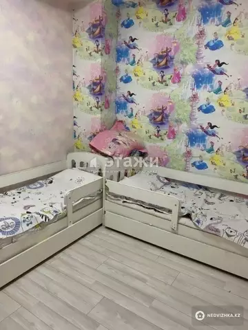 2-комнатная квартира, этаж 3 из 6, 50 м²