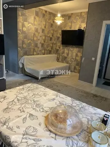 2-комнатная квартира, этаж 3 из 6, 50 м²