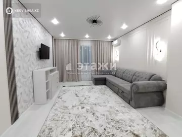 2-комнатная квартира, этаж 4 из 12, 47 м², на длительный срок