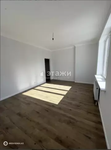 2-комнатная квартира, этаж 10 из 14, 66 м²