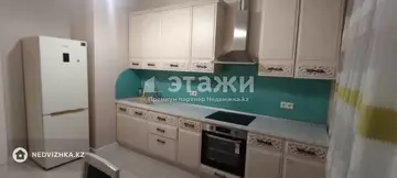 3-комнатная квартира, этаж 8 из 8, 81 м²