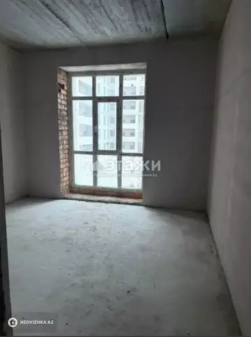 1-комнатная квартира, этаж 7 из 12, 37 м²