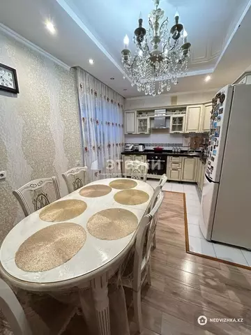 82.3 м², 3-комнатная квартира, этаж 6 из 9, 82 м², изображение - 3