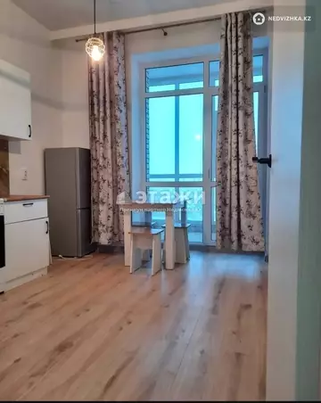 1-комнатная квартира, этаж 11 из 12, 39 м²