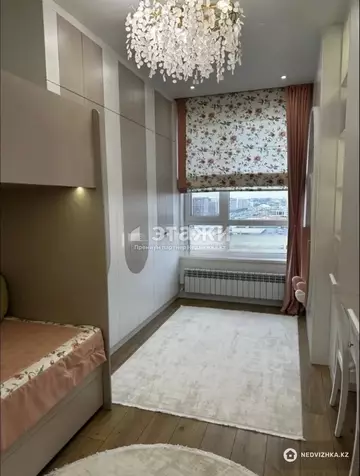 3-комнатная квартира, этаж 9 из 16, 92 м²