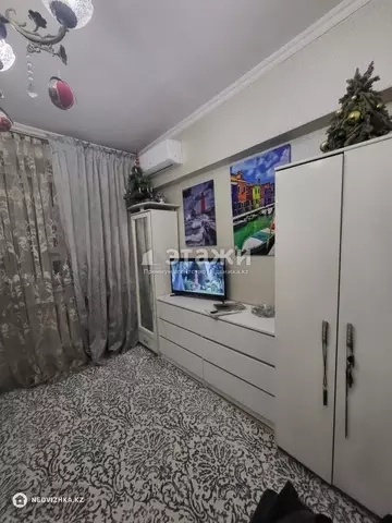 2-комнатная квартира, этаж 3 из 5, 33 м²