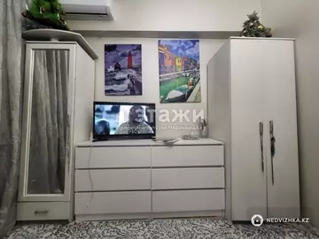 2-комнатная квартира, этаж 3 из 5, 33 м²