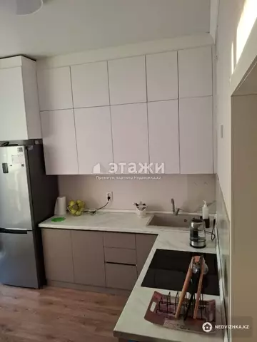2-комнатная квартира, этаж 3 из 9, 57 м²