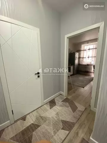 2-комнатная квартира, этаж 7 из 12, 64 м²