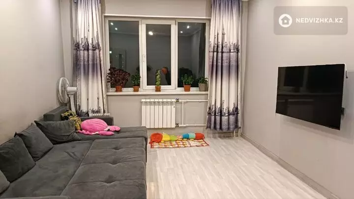 72 м², 3-комнатная квартира, этаж 9 из 9, 72 м², изображение - 1