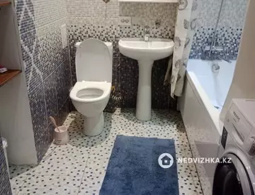 2-комнатная квартира, этаж 14 из 21, 64 м², на длительный срок