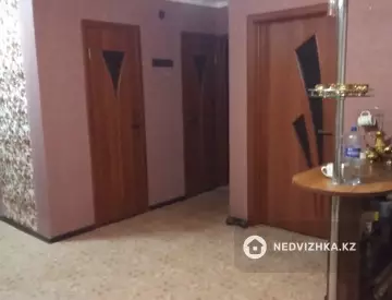 2-комнатная квартира, этаж 4 из 5, 52 м²