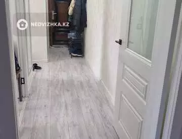 3-комнатная квартира, этаж 3 из 5, 60 м²