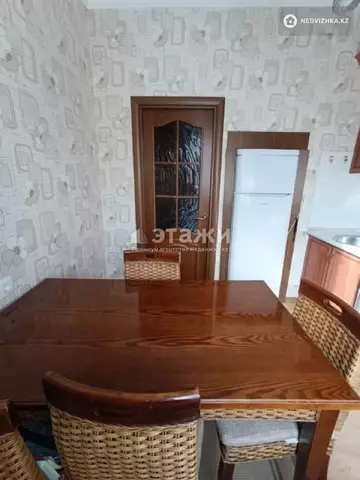 1-комнатная квартира, этаж 3 из 8, 39 м²
