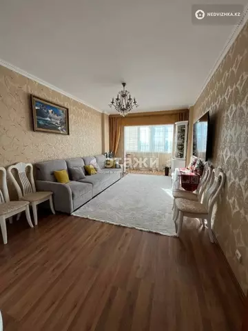 4-комнатная квартира, этаж 9 из 9, 120 м²