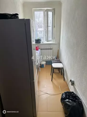 1-комнатная квартира, этаж 3 из 3, 16 м²
