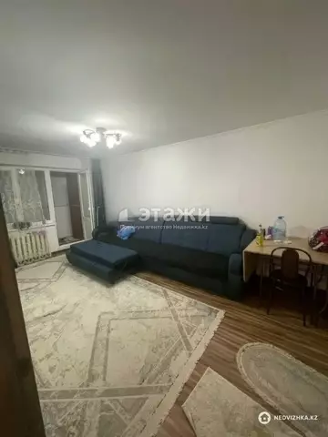2-комнатная квартира, этаж 3 из 5, 44 м²