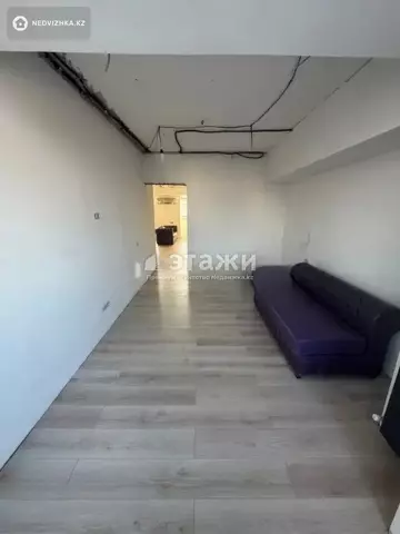 2-комнатная квартира, этаж 8 из 9, 65 м²