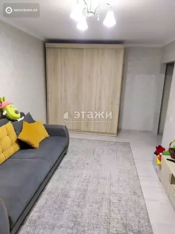 2-комнатная квартира, этаж 4 из 4, 45 м²