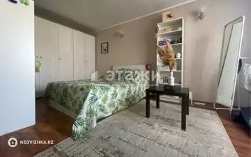 1-комнатная квартира, этаж 4 из 4, 33 м²