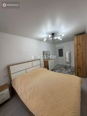 2-комнатная квартира, этаж 4 из 5, 51 м²