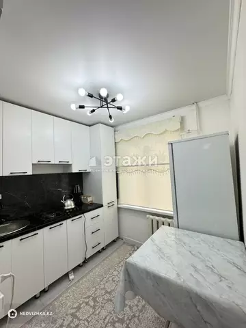 2-комнатная квартира, этаж 4 из 5, 51 м²