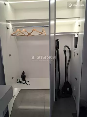 2-комнатная квартира, этаж 13 из 21, 60 м², на длительный срок